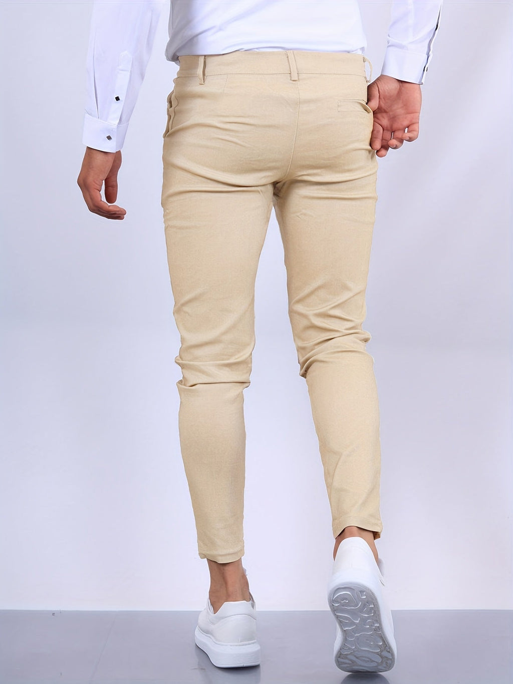 Almendra | Elegant Chinos