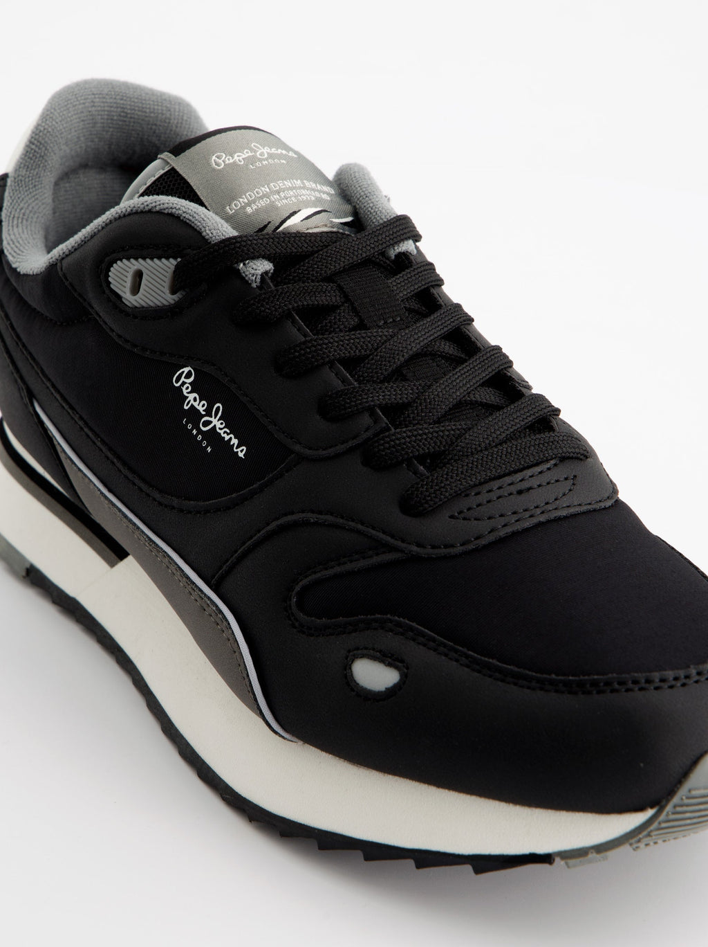 Zapatillas negras de hombre - Pepe Jeans Bexley W25